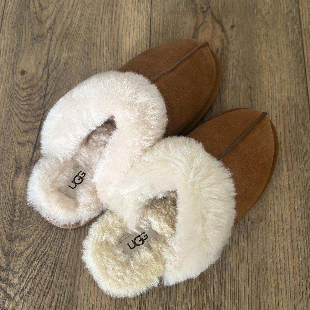 Ugg Classic Scuffette II Suede Slippers